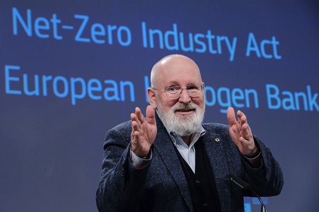 Climategate - OpinieZ: Het Brusselse NGO-schandaal breidt zich steeds verder uit: Frans Timmermans strooide met miljarden om ‘Green Deal’ te promoten - climategate.nl/2025/08/opinie… - climategate.nl - #@climategateNL