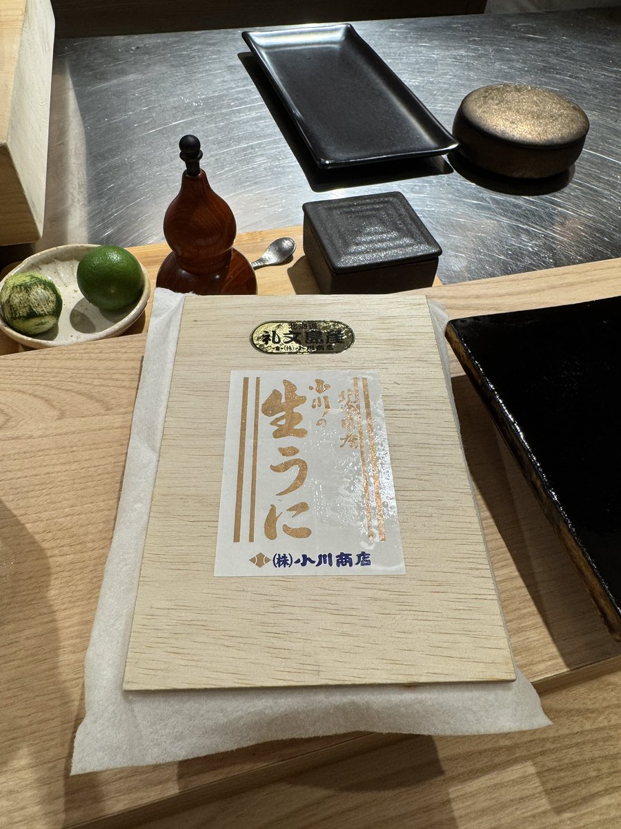 Herrykokow's tweet photo. 下課散場是解脫也是難過的開始
期許自己不下課 永遠在課上遊
敬好強又貪心的自己 https://t.co/KSS38EJwFz
