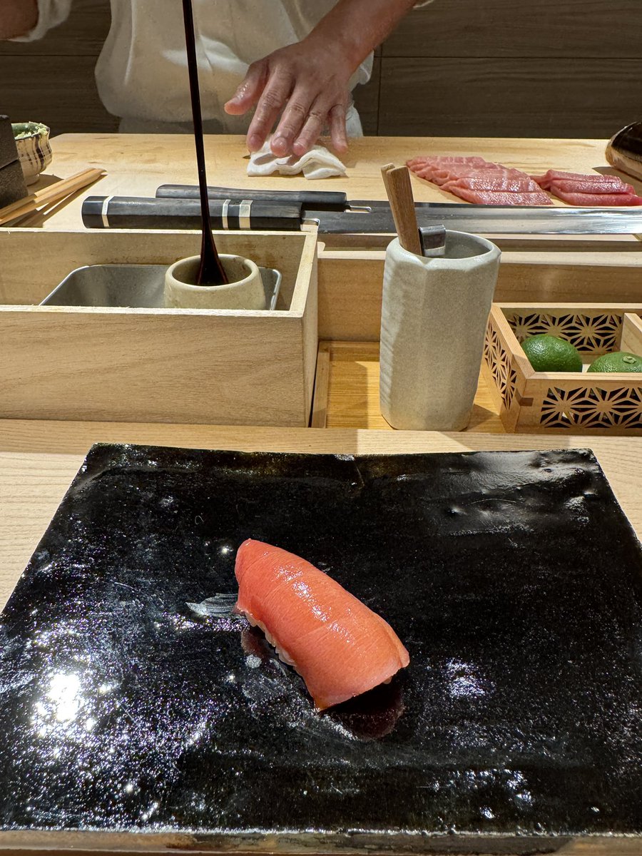 Herrykokow's tweet photo. 下課散場是解脫也是難過的開始
期許自己不下課 永遠在課上遊
敬好強又貪心的自己 https://t.co/KSS38EJwFz
