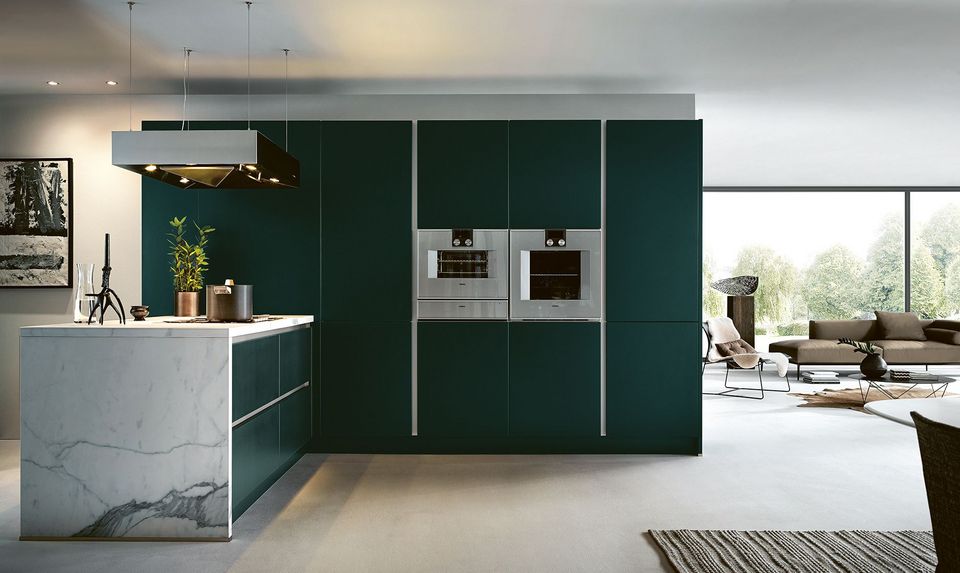 KDHltd's tweet photo. Explore a wide array of kitchen colour samples in our showroom from Next125, Schuller and Stoneham kitchens✨

#KitchenDesignHouse #next125kitchens #schullerkitchens #stonehamkitchens https://t.co/7SScyMquEG