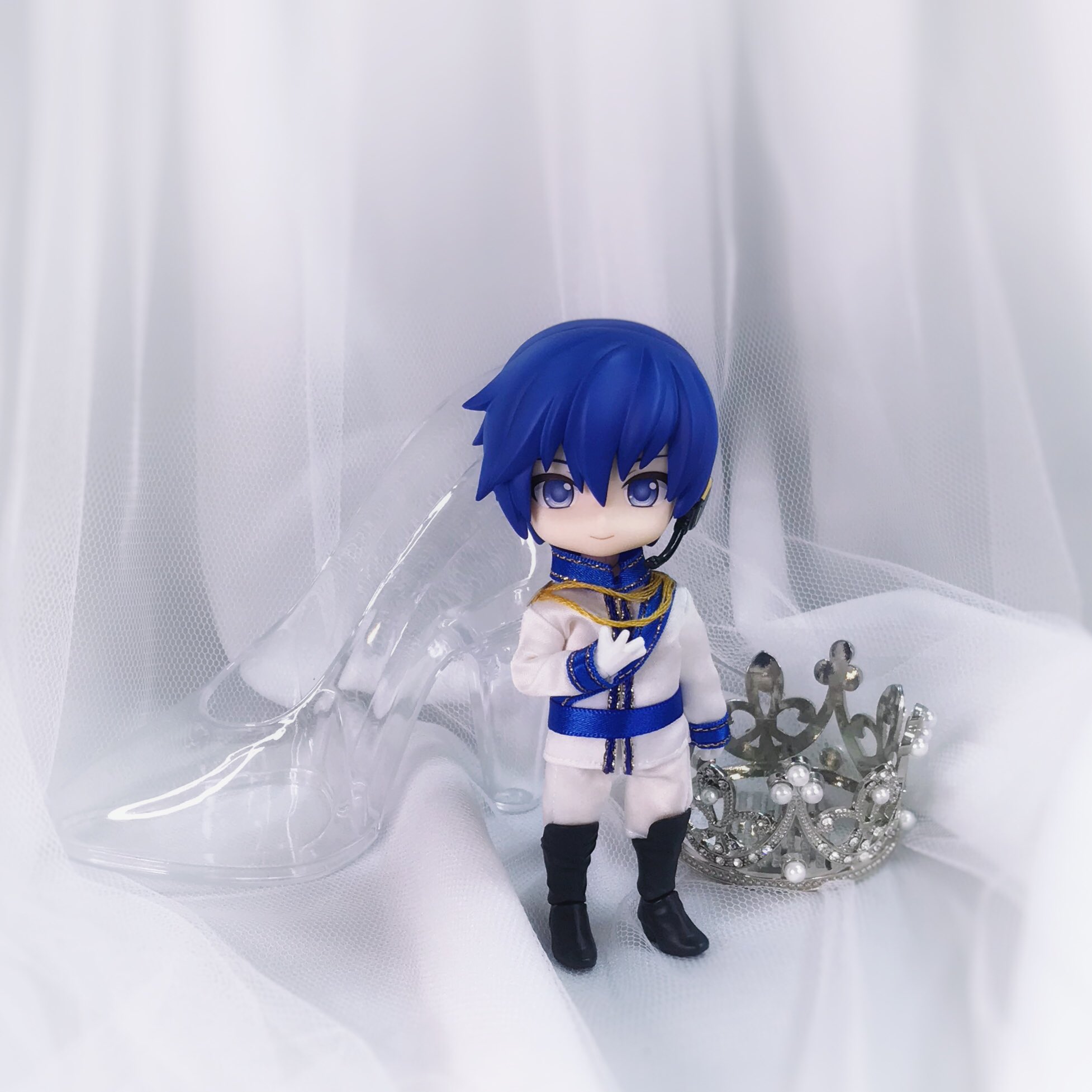 ねんどろいどどーるオーダー m♡ ねんどろいどどーる 真紅｜グッドスマイルカンパニー公式ショップ