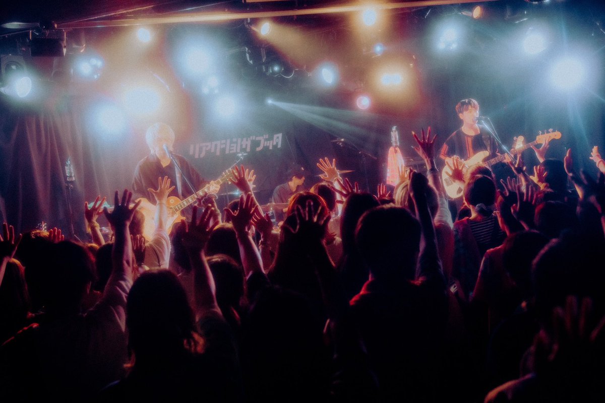 RTB_info's tweet photo. 【 初のFCライブ終了🎸 】

●8/13(水) shibuya eggman

リアクション ザ ブッタFC限定ライブ
「Real to moment vol.1」

M1 音の鳴る方へ
M2 オンステージ
M3 Loopy
M4 Voyager
M5 リード
M6 ほんの少し先の未来まで
M7 Wonder Rule
M8 火花
M9 救世主
M10 一目惚れかき消して
M11 ドラマのあとで - retake
M12 彗星
En1 常夜灯 (新曲)
En2 ヤミクモ
WEn クッキーアンドクリーム

photo by @inagakiruriko