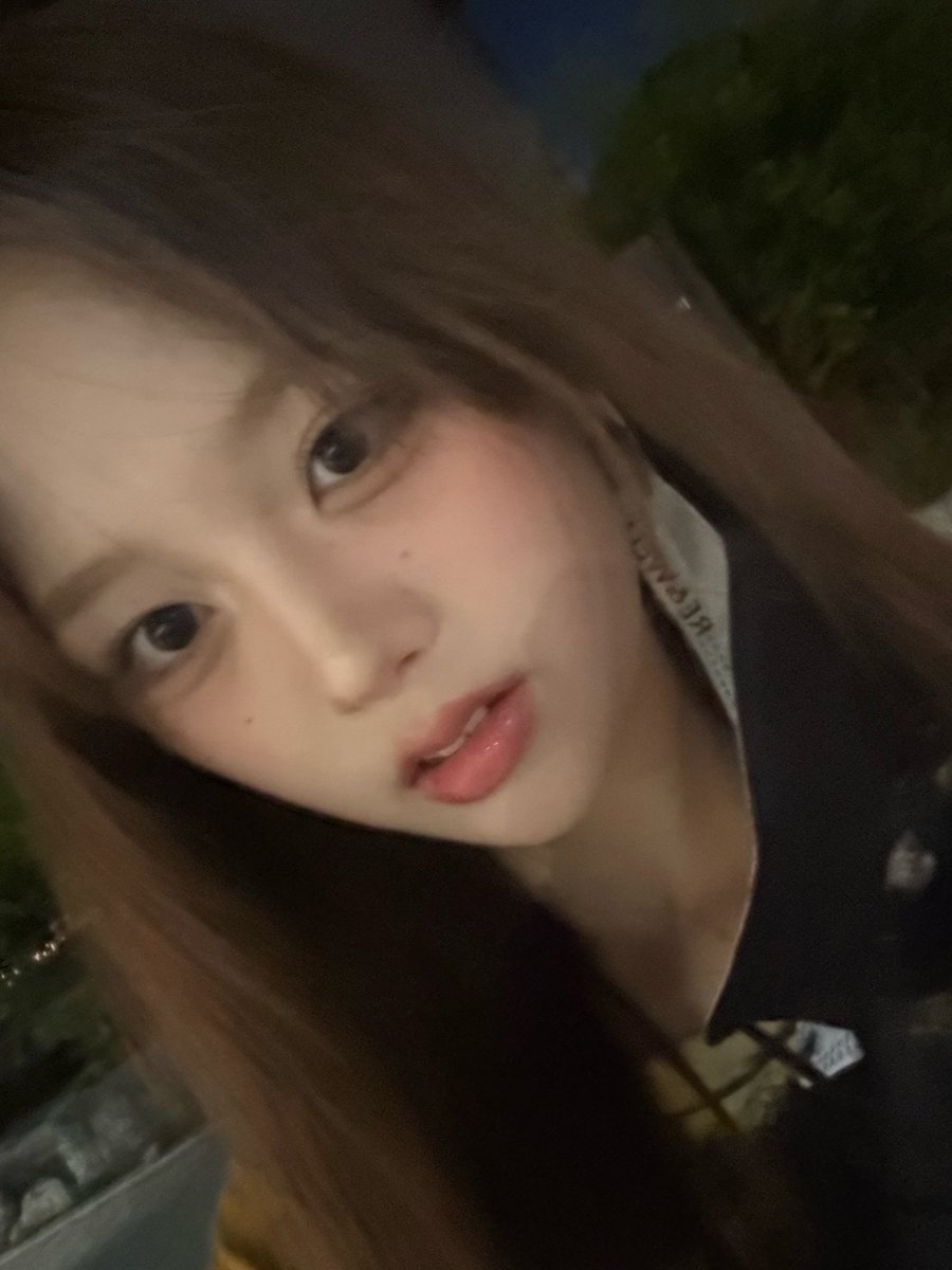 HaeRinilover's tweet photo. 250813 #서아 프롬 https://t.co/8XOvYLrKH0