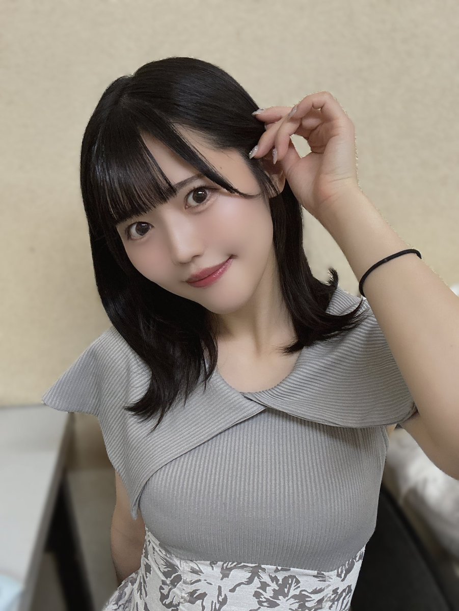 須藤あすか ワッツ◎さーくる (@asuka_sudo) on Twitter photo ◎リプ返企画◎
🗼ツアー東京8/16🐙ツアー大阪8/25
明日定期公演👘梅田amHALL
🎟t.livepocket.jp/e/amhall0814
🎂9/16 生誕祭@心斎橋BIGCAT🎂
"いいね&RP"でリプ返します✉️
条件
・<a href="/asuka_sudo/">須藤あすか ワッツ◎さーくる</a> をフォロー
・このツイートをいいね&RP
・8/13 22:00までのリプが対象
・1人1回/複アカ× ◎リプ返企画◎
🗼ツアー東京8/16🐙ツアー大阪8/25
明日定期公演👘梅田amHALL
🎟t.livepocket.jp/e/amhall0814
🎂9/16 生誕祭@心斎橋BIGCAT🎂
"いいね&RP"でリプ返します✉️
条件
・<a href="/asuka_sudo/">須藤あすか ワッツ◎さーくる</a> をフォロー
・このツイートをいいね&RP
・8/13 22:00までのリプが対象
・1人1回/複アカ×