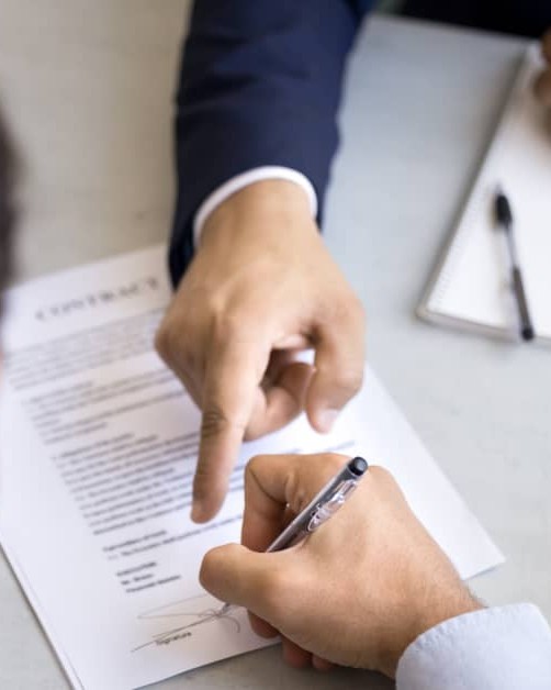 Conveyancing can cost around £1,000 but what does your solicitor do for this money? Find out in our article ⬇️

bit.ly/457crlY  

#movinghouse #conveyancing #property