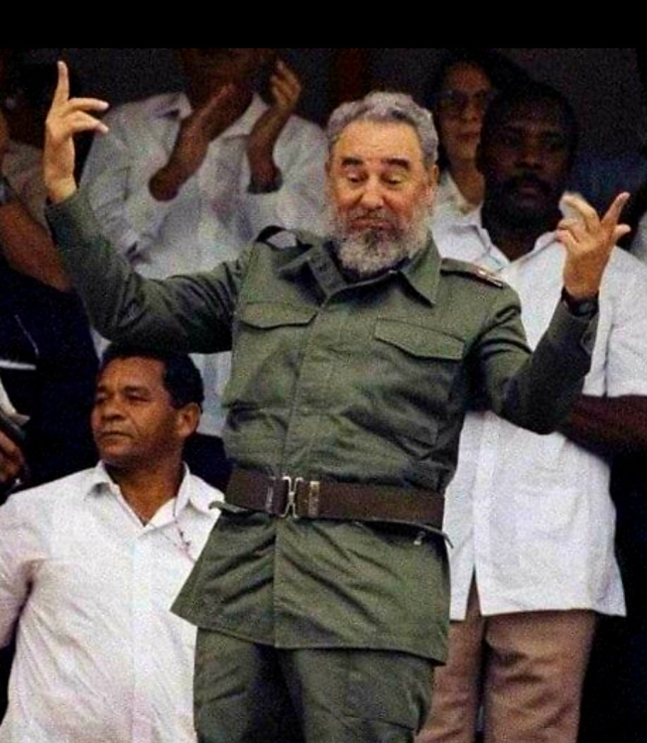 ¡Feliz cumpleaños, “Comandante Eterno”! ❤🇨🇺💪 
Hoy no solo celebramos la fecha en que llegaste al mundo, sino también el legado que sembraste en cada rincón de nuestra Patria. Fidel. #100AñosConFidel