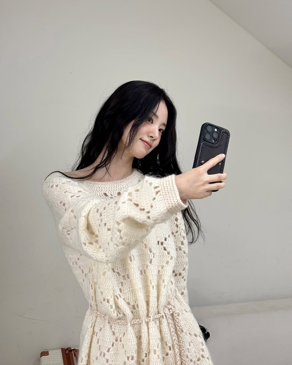 siashin's tweet photo. Sugar, sparkles, and a selfie 📸💖 https://t.co/evdVdKD5bC