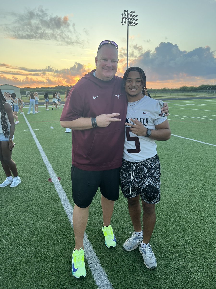 The last Football Drinkard and I have had the opportunity to coach them all!!! <a href="/drinkard_hayden/">Hayden drinkard</a> <a href="/DeionDrinkard1/">Deion Drinkard⭐️</a> <a href="/desdrinkard_1/">Desmonddrinkard</a> <a href="/hymondd3/">Hymond Drinkard</a> <a href="/pinkpatterson/">Heather Patterson</a> <a href="/GRHS_Football/">GRHS Football</a> <a href="/CoachCaseyVogt/">Casey Vogt</a> <a href="/StatScinta/">Sam Scinta</a> <a href="/CoachADutch/">Coach Alicia Dutch</a>