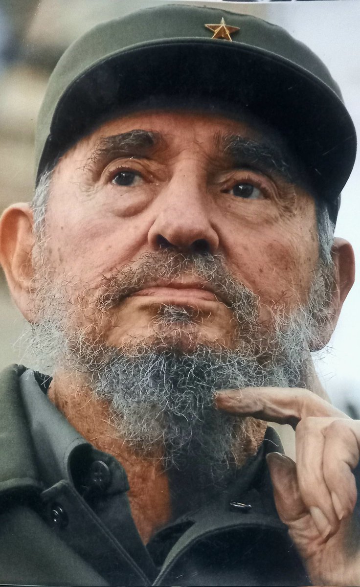 🌟 ¡Hoy celebramos los 99 años del eterno Comandante en Jefe, Fidel Castro! 🇨🇺✊, él nos enseñó que los sueños se defienden con valentía y que la patria es amor, sacrificio y esperanza. Tu luz, Comandante, sigue iluminando el camino de los pueblos libres. 🇨🇺💝#100AñosConFidel