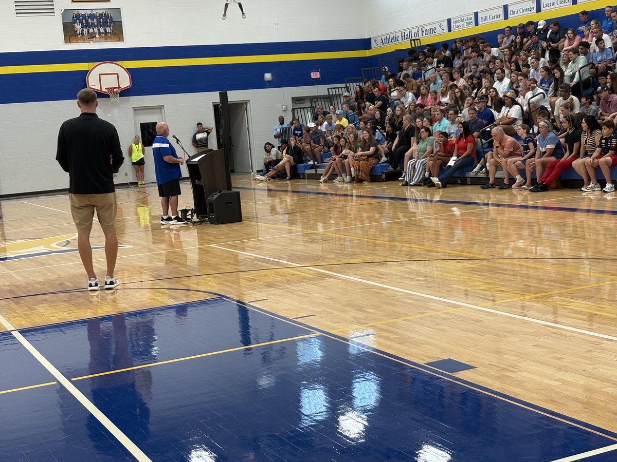 Big thanks to everyone who attended the all sports parent meeting last night. What a great turnout. We are excited for an amazing year. Go Spartans!