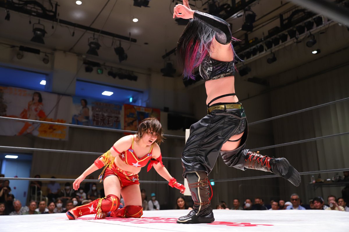 actwresgirlz's tweet photo. 8/13(水)#ACTwrestling
@後楽園ホール Start18:15
7.ACT GAME Final Point match Tag
○茉莉&惡斗【team:アマテラス】
(15:47/バズソーキック)
●才原茉莉乃&福永莉子【team:MRC】
※茉莉&惡斗組は初代AWGタッグ王者に
#アクトレスガールズ
#アクトレスリング https://t.co/cwK18aBHT0