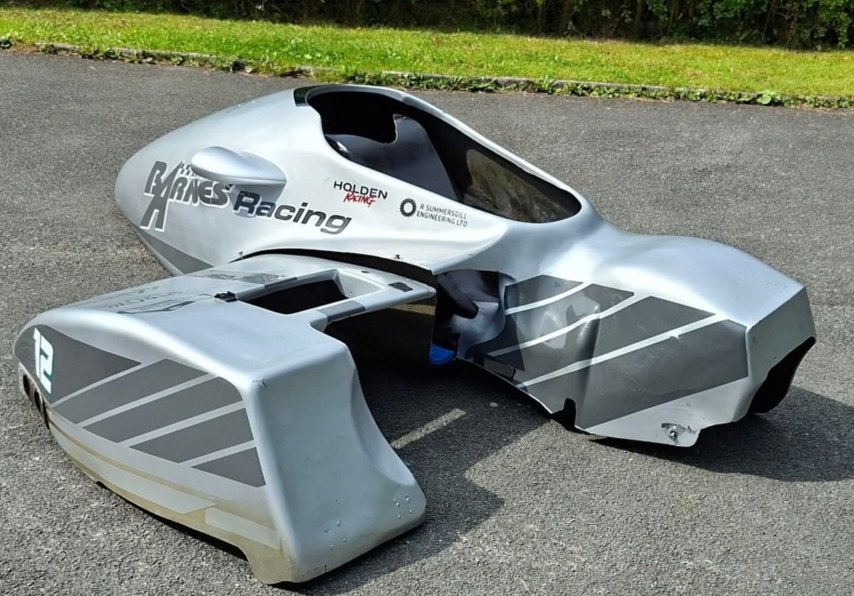 Cumbria_Express's tweet image. For sale at £600 ono: F2 faring &amp;amp; wheelarch, as used by George Holden on his Molyneux TT bike. 
Please message me / @holdensidecar if interested.