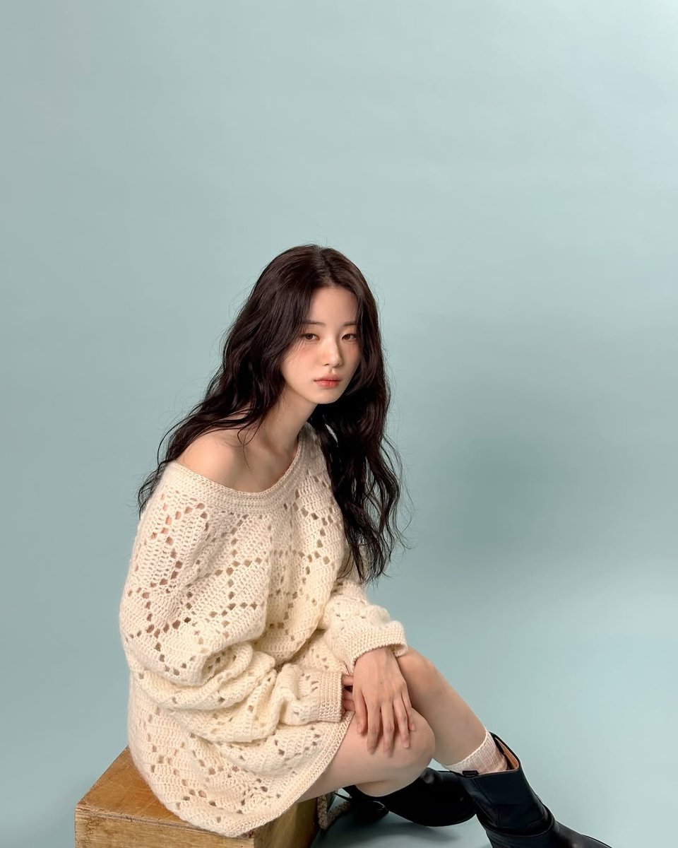 siashin's tweet photo. [𝒃𝒆𝒉𝒊𝒏𝒅-𝒕𝒉𝒆-𝒔𝒄𝒆𝒏𝒆𝒔 minumsa_littor]

Every shot tells a story—but it’s in the in-between moments that the real beauty shows. https://t.co/XYlAaYTCMB