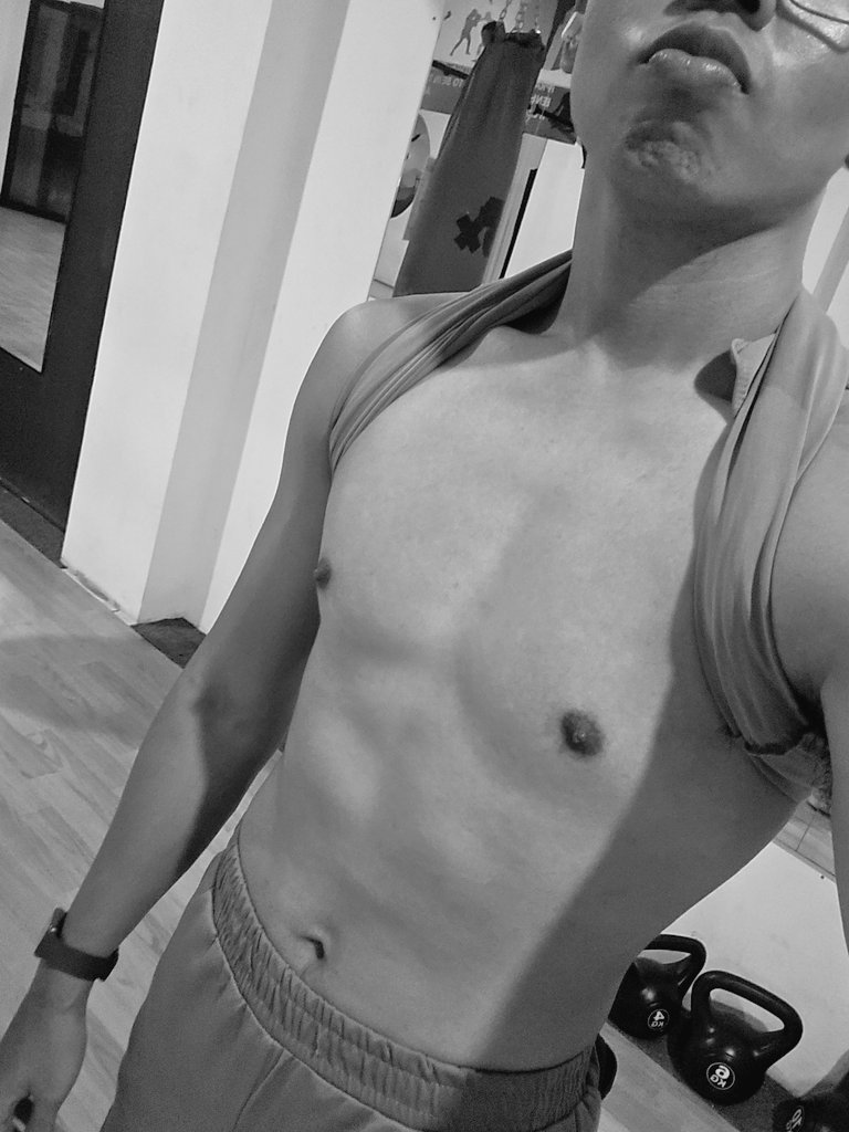 Highry5's tweet image. Kneel