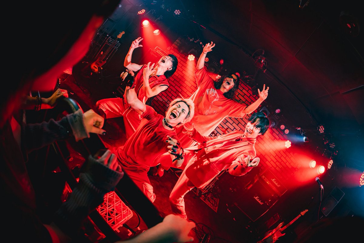 crefy_official's tweet photo. 2025.8.12 
躁鬱ロックフェスｰ番外編ｰ
Day1 躁ステージ
at.吉祥寺Planet K

改めてありがとうございました‼️
最高に躁な時間を、あなたと過ごせて幸せ✨
鬱でお先真っ暗な時も、躁で誰かと話したくて仕方ない時も、また会いに来てください🦞
ザリガニはいつでもあなたを待ってます‼️

📸 @kinoWtr https://t.co/aVGDuo1pCa