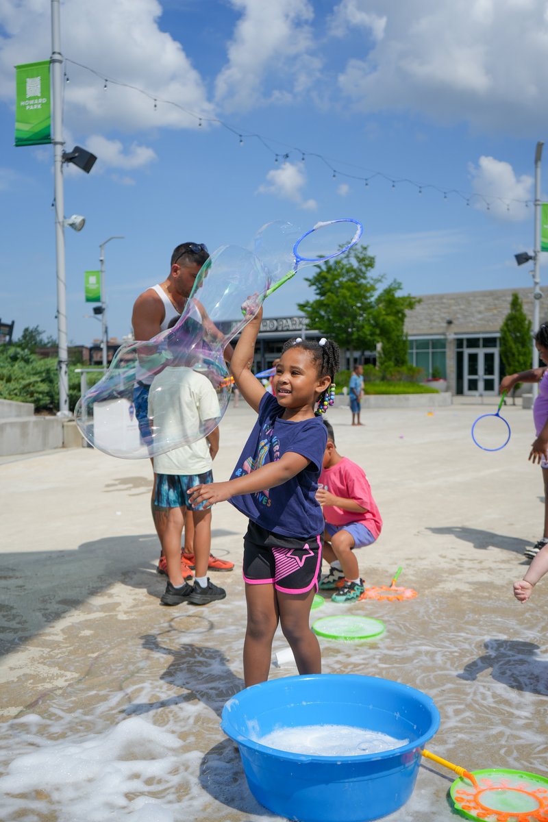 Chartwells K12 (@chartwellsk12) on Twitter photo This summer, the Chartwells K12 team at <a href="/SouthBendCSC/">South Bend Schools</a> turned up the volume on nutrition with Discovery Kitchen in the Park! 🎶🌞🍎💪loom.ly/F9Qf5UQ #ServingUpHappyandHealthy This summer, the Chartwells K12 team at <a href="/SouthBendCSC/">South Bend Schools</a> turned up the volume on nutrition with Discovery Kitchen in the Park! 🎶🌞🍎💪loom.ly/F9Qf5UQ #ServingUpHappyandHealthy