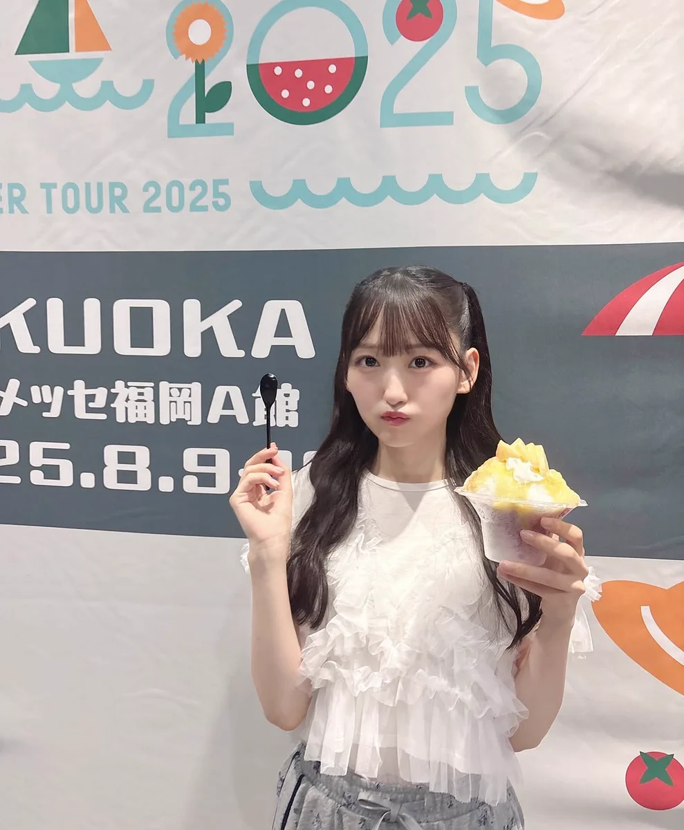 pyon🪄︎︎アイドル私服衣装特定(乃木坂┊︎櫻坂┊︎日向坂 etc) on X