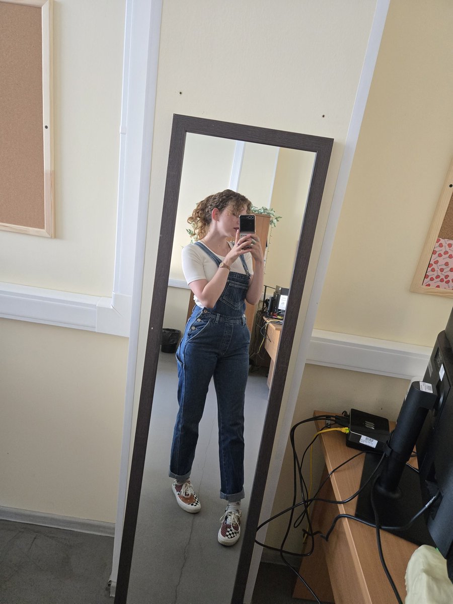 choco_emo's tweet image. Хвастаюсь гривой и образом из мамма мии