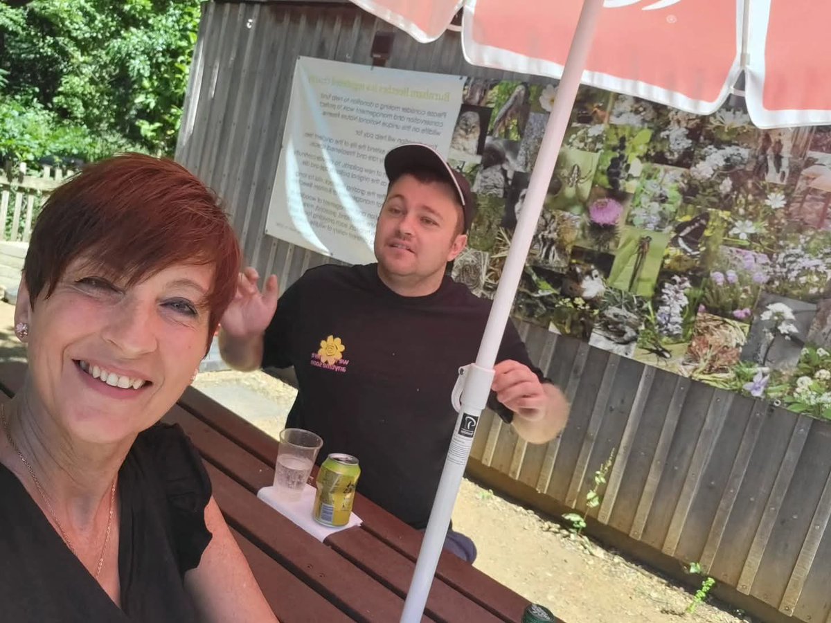 Angelo and I at Burnham Beeches early morning before it gets too warm and too busy. Angelo has really been struggling with the heat. A few tears yesterday and sensory overload.

Have a good wednesday everyone 🌼 🌸 

#wellbeing
#autism
#routine
#wednesdaythoughts
#hotweather