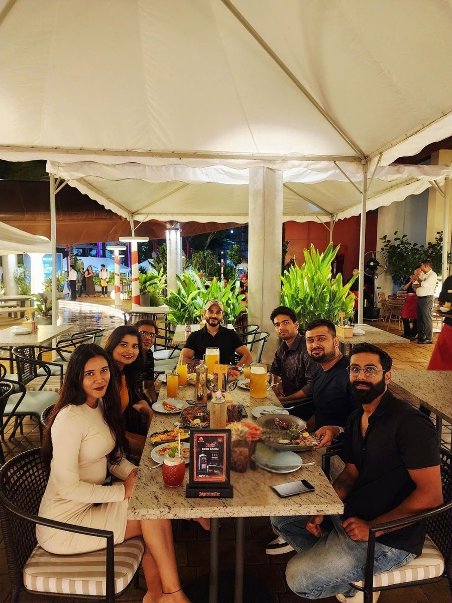 IntellinezSys's tweet image. ✨ The Bangalore team of @Intellinez Systems brought the vibes!

A night of laughter, connection &amp;amp; celebration at our team dinner party. 🥂

#IntellinezSystemsBangalore #TeamIntellinez #LifeAtIntellinez #WorkplaceCulture #DinnerParty