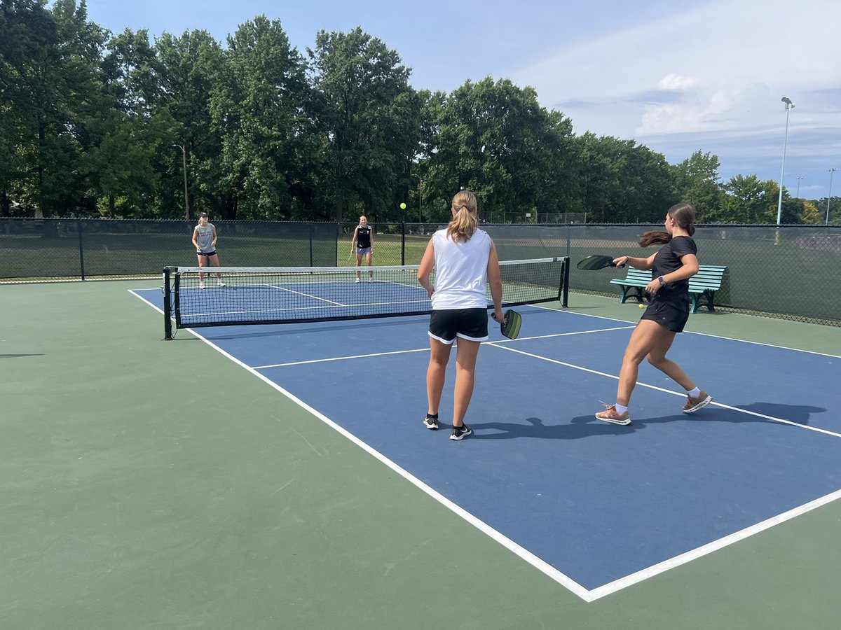MUSaintsSoccer's tweet image. MUW⚽️ had our 2nd Annual Alumni Pickleball Extravaganza on Sunday, much fun was had by all, and there were some very competitive games😅🏆!!  Many thanks to @lindalarrigan for securing the courts, organizing, and her unending support 🙏 👏😜❤️!!
#notjustsoccer
#funinthesun