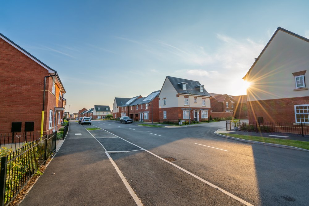 With temperatures soaring across the UK again this week, Elmhurst Energy's Overheating Scheme Owner, Emma Grantham and Dr Jim Parker from the Leeds Sustainability Institute look at ways to keep your home cool during a heatwave 👇

elmhurstenergy.co.uk/blog/2025/08/1…