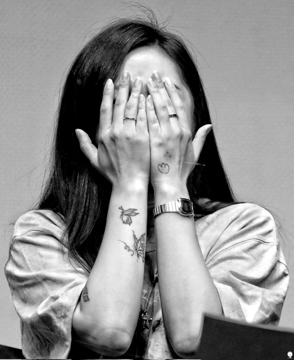 휘인 팬콘 [OWHEECE] O, W, H구역 아무자리나 정가양도해줄 분~ 없겠죠.