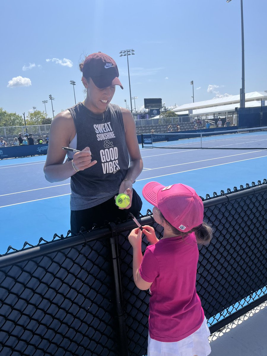 Delaney Collins tweet media