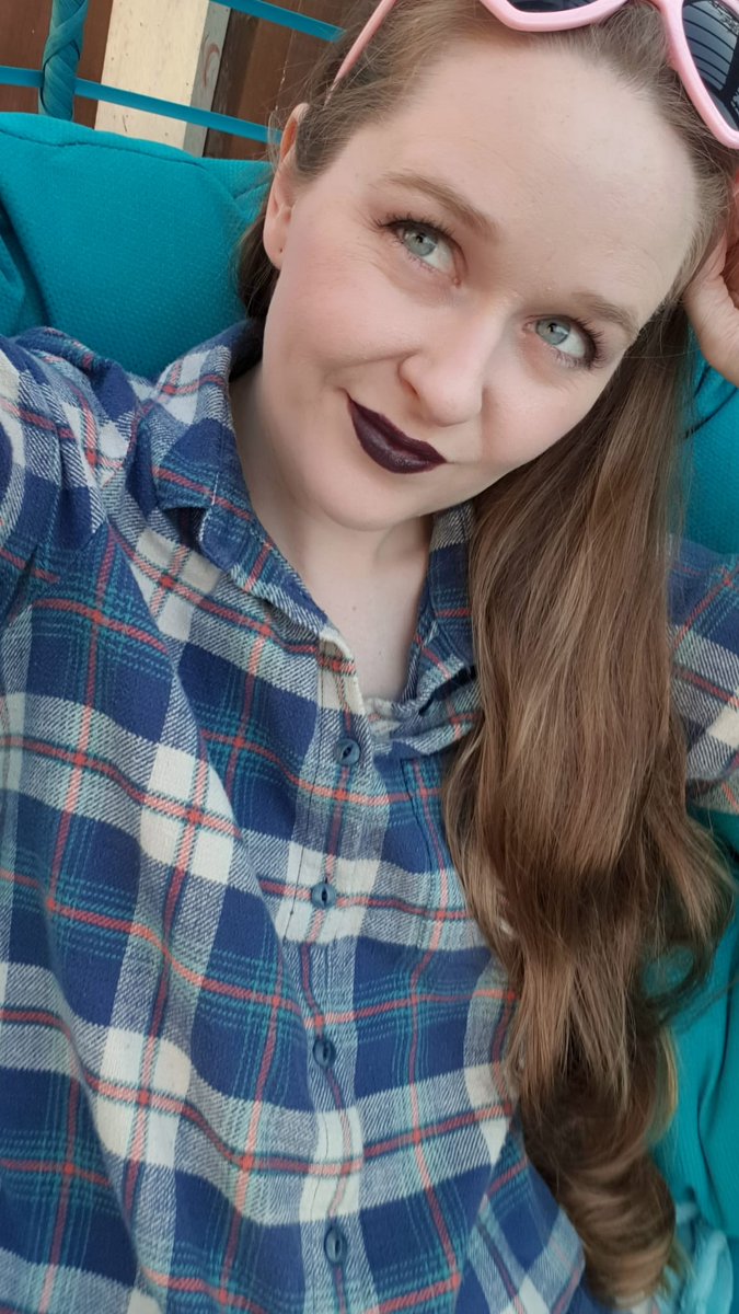 goth girl summer is fully in session