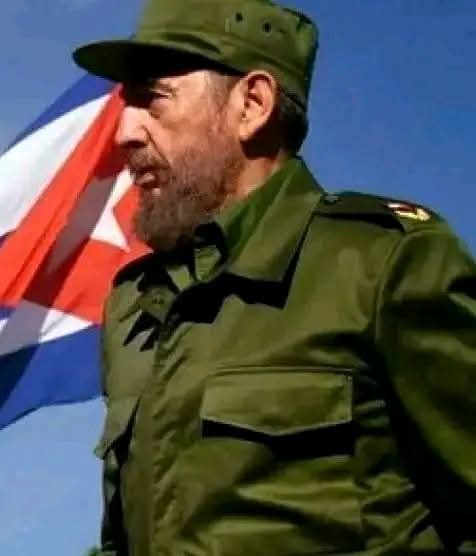 Hoy #Cuba honra el nacimiento de un hombre que cambió la historia.  
Fidel no fue solo líder, fue idea, fue voz, fue acción.  
Su legado vive en cada joven que sueña, en cada médico que salva.
#100AñosConFidel
#Matan