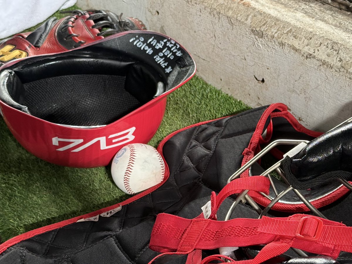 자신감! 
만루홈런의 주인이자
추격을 허락하지 않은 포수

250813 8회 2사 상황 만루홈런, 결승타 한준수