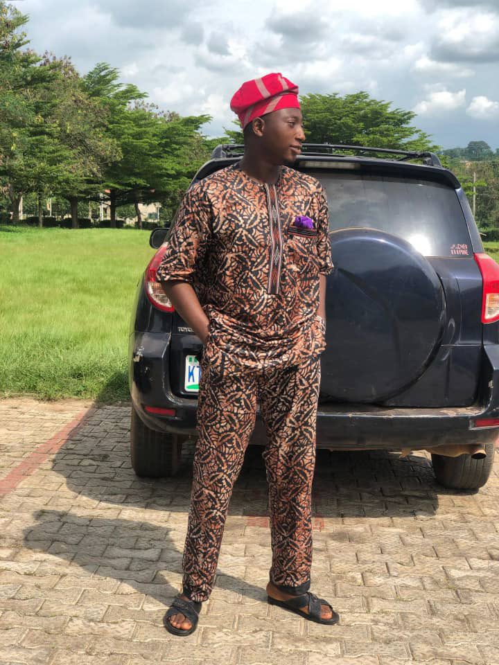 the_millenium1's tweet photo. PLEASE HELP A FUNAABITE WALK AGAIN.

He had an accident last year on his way back home after graduating and he’s been battling bone infection since then

He needs surgery

Account details: 

7014112004 
Otunuga Olusesasan Adebayo 
Opay https://t.co/dOUHgCgImr