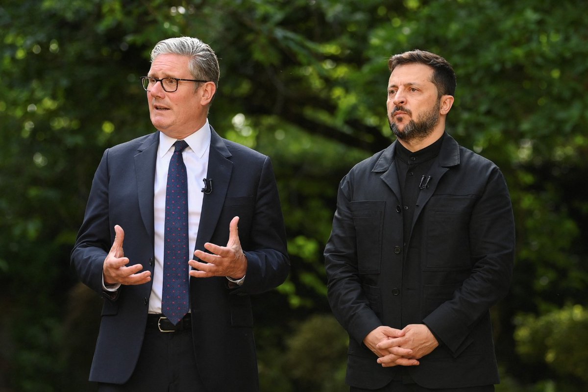 Cool Radio News - Starmer To Co Chair Ukraine Meeting After Call With Trump And European Leaders radionewshub.com/articles/news-…