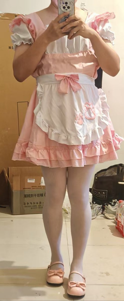 8393749f's tweet photo. 介绍  00年在杭州身高176体重78kg（已经在减肥了目前瘦10多斤了）爱好喜欢穿可爱类型的女装任何可爱的衣物都喜欢平时外出都是正常穿搭
比较听话有点内向被动基本上的事都能答应
本人并不是很好看，但化妆后还可以，之前妆娘化的，，目前自己不会化 https://t.co/Vr9Lc0oNGQ