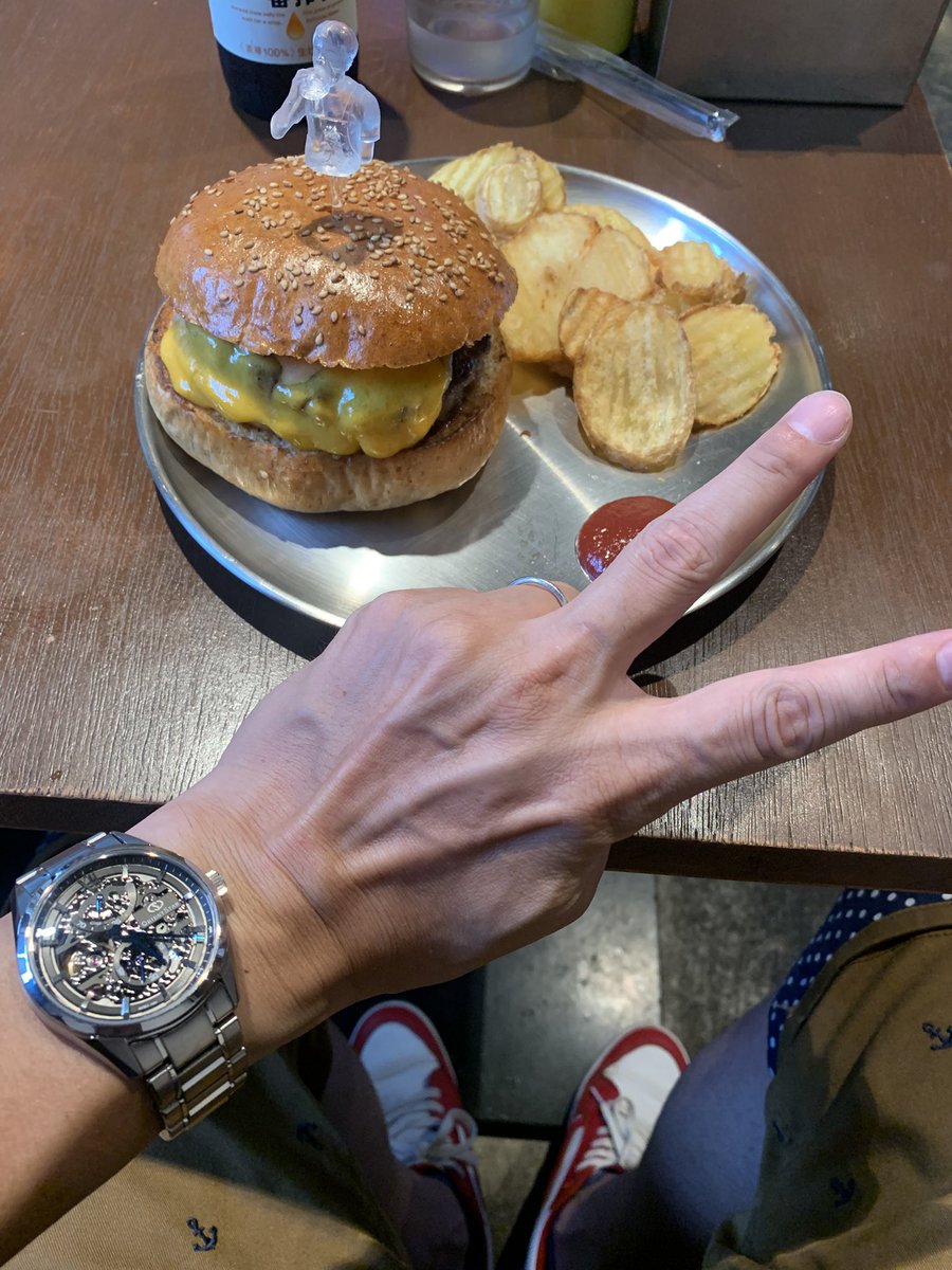 チーズバーガー - Search / X