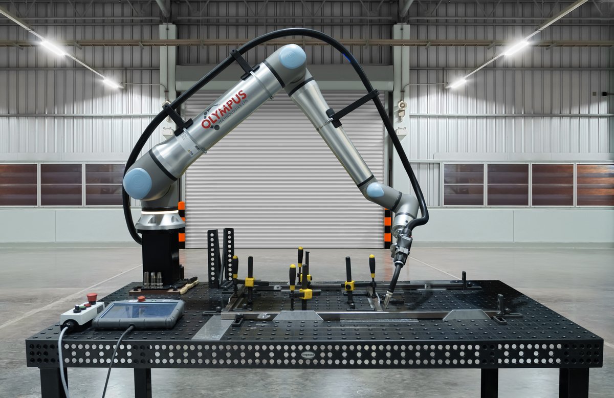 OlympusTech's tweet image. Join us at the #UniversalRobots Machine Tending Masterclass to discover how cobots can enhance your machine tending and #welding operations, drive efficiency &amp;amp; reduce costs!

📅 17 Sept
🕛 9:30 - 14:30
📍 MTC, CV7 9JU

Register for your free ticket here - events.universal-robots.com/semea/live-eve…