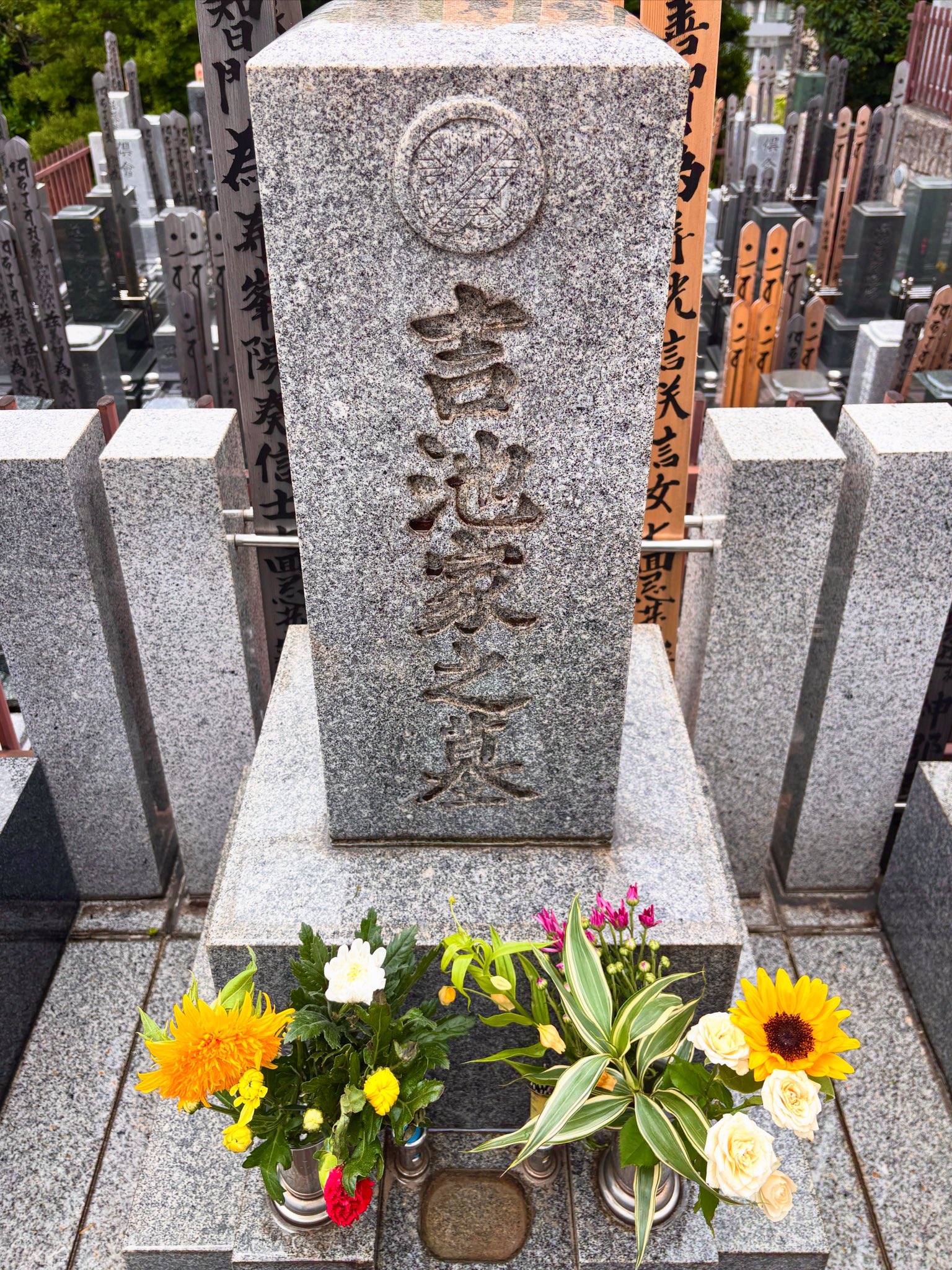 母の墓前にて【PSA9】 墓所這い/Gravecrawler《日本語》【INR】