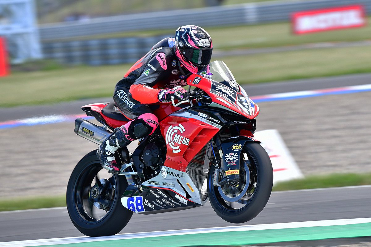Wednesdays are for wheelies😍
#wheeliewednesday