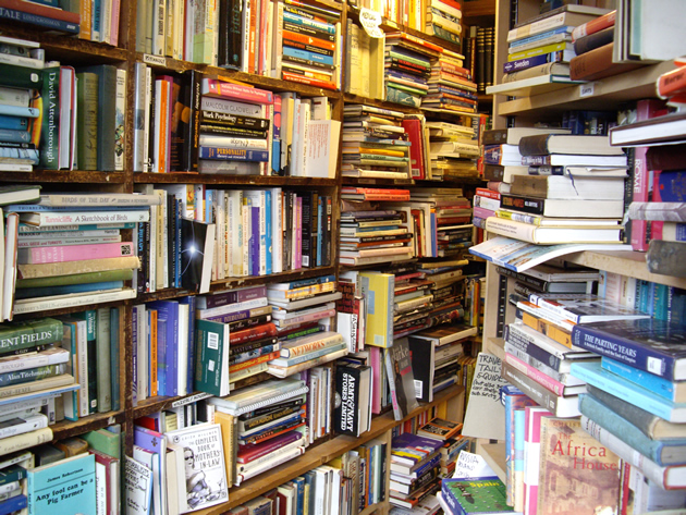 The last ever Osterley Bookshop September Revamp and Renewal Sale - Come along to bag a bargain and say goodbye to this much loved business actonw3.com/default.asp?se…