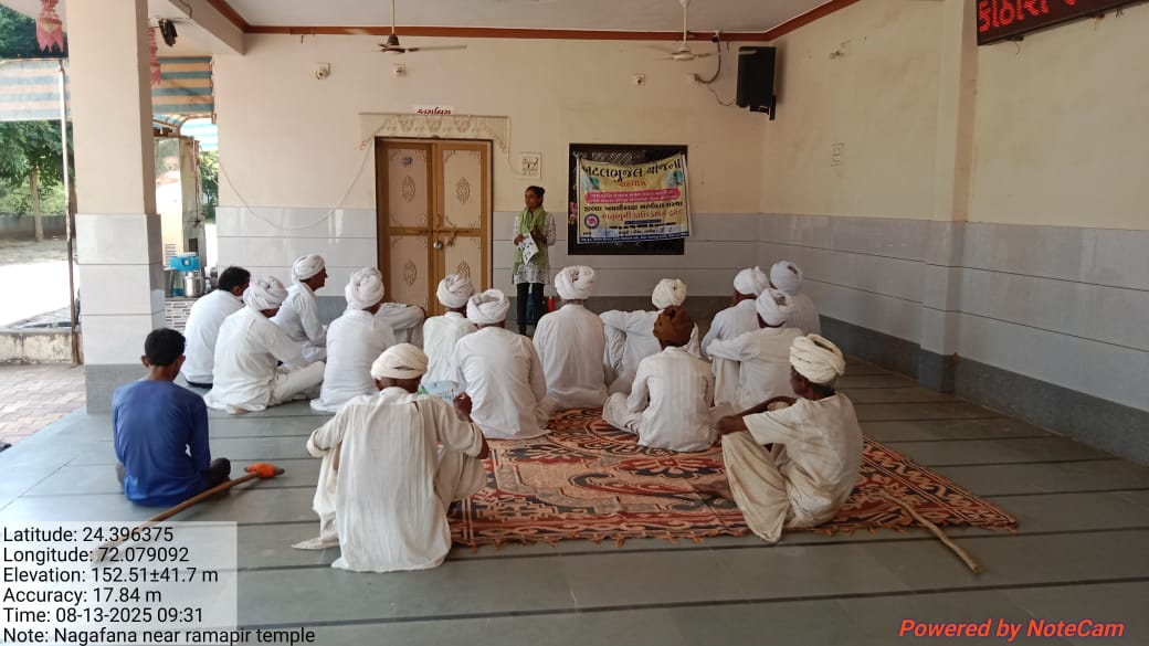 Matrubhumi123's tweet photo. Nagafana near Thakarmaharaj temple DIP - Matrubhumi Foundation Trust dvara Atal Bhujal Yojana antargat Community meeting karvama avi https://t.co/D478TfNq4q