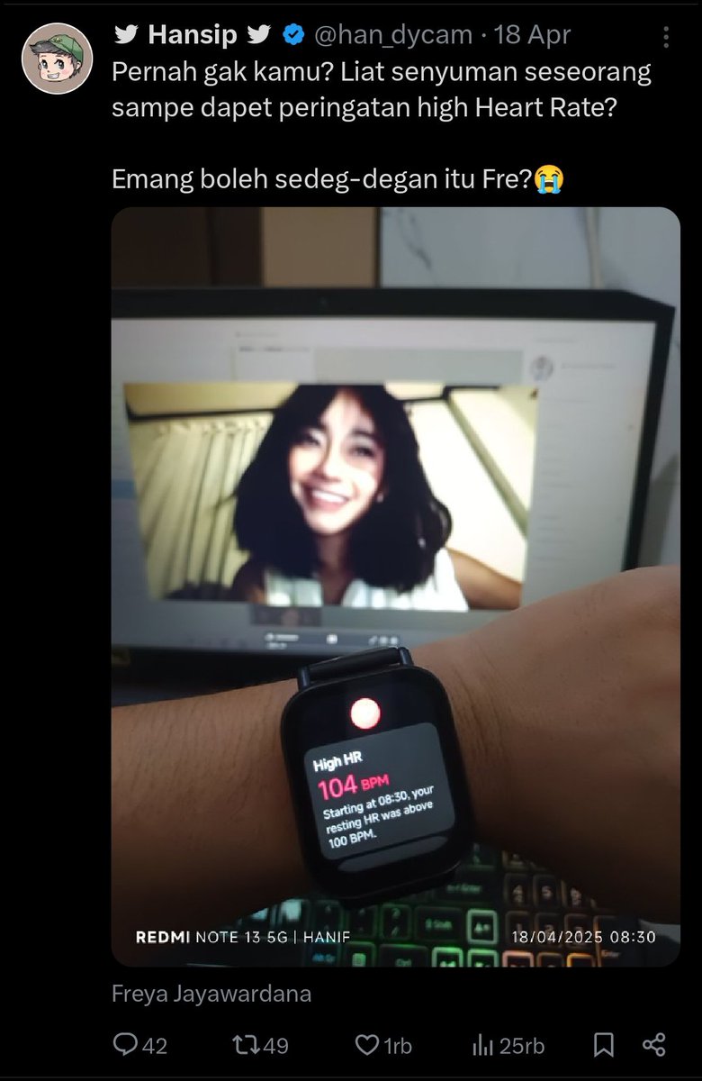 Sialan luwh para tukang selingkuh. Gara-gara kalian bisa-bisa gue dituduh selingkuh, padahal cuma deg-degan karena liat senyuman <a href="/Freya_JKT48/">Freya Jayawardana</a> weh~ 🫵🏻😭