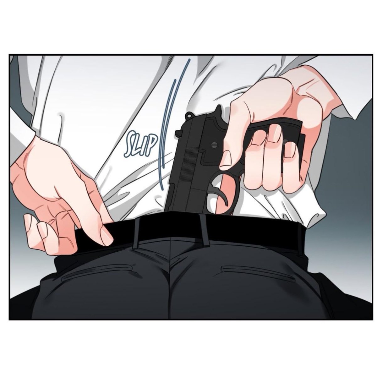 fujofilth's tweet photo. Why is he putting the gun between his cheeks 😭😭😭😭😭 https://t.co/tgetiPCoKR