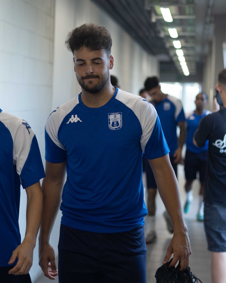uecastelldefels's tweet photo. #PrimerEquipUEC | 🟡🔵

📸 Ja podeu gaudir de la completa GALERIA d'IMATGES de l'inici de la #Pretemporada @uecastelldefels 25-26, a càrrec de @paumascan 

🔗 Totes a https://t.co/YCoKAmEfZf

#SomHiGrocs #2aLligaElit https://t.co/tkOP4miuIY