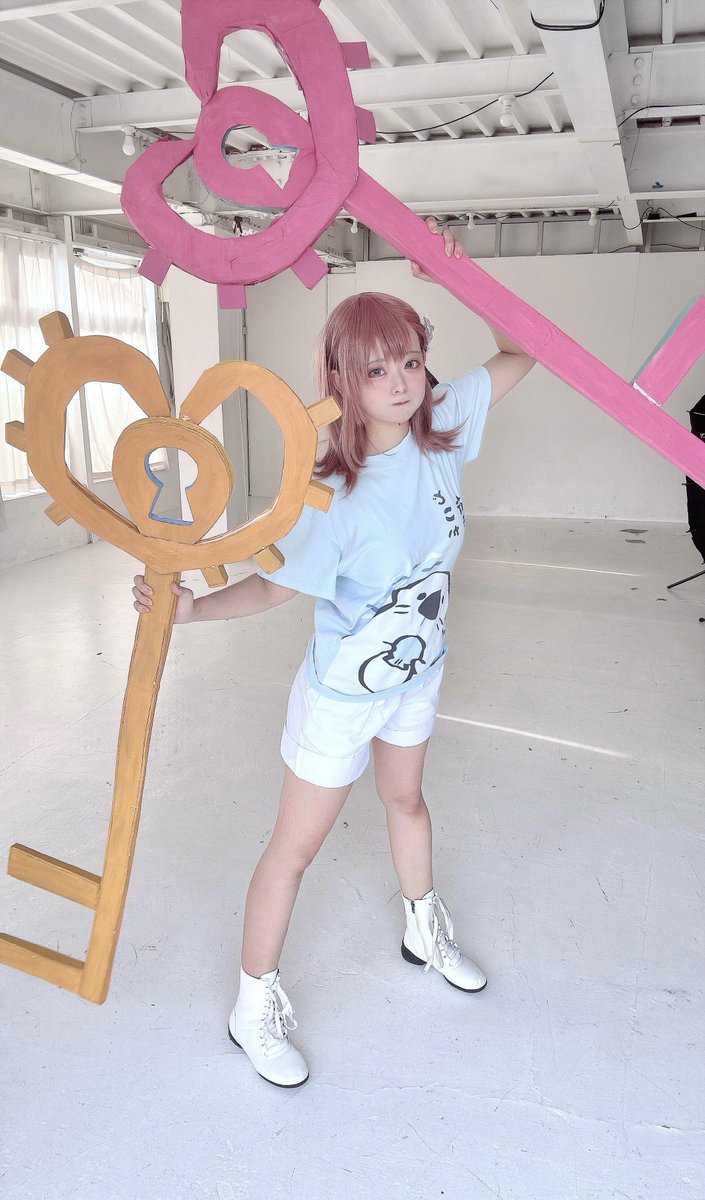 勇者花里です、鍵の逆側は遥ちゃんと雫ちゃんの色になってます、こじあけます

#prsk_cos
