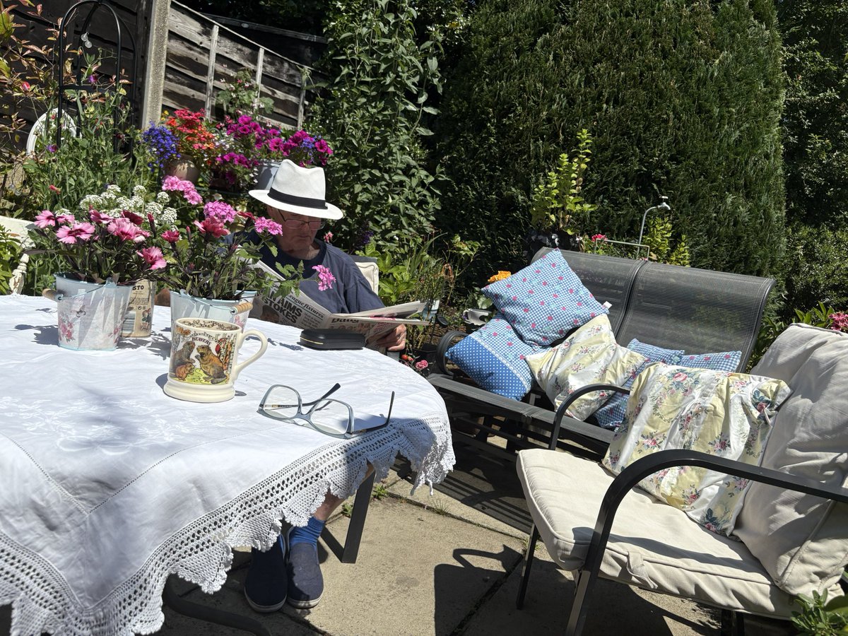 It’s Pete’s birthday today. Lunch with friends and maybe a gin in the garden later. Dementia is not having today. ❤️