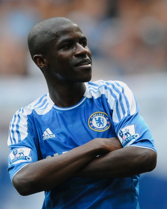 DavidFalade001's tweet photo. Ramires is one of Chelsea most underrated players. The Chip Goal against Barcelona was so clinical I can’t forget it #Ramires #CFC https://t.co/int44Y2Ptw