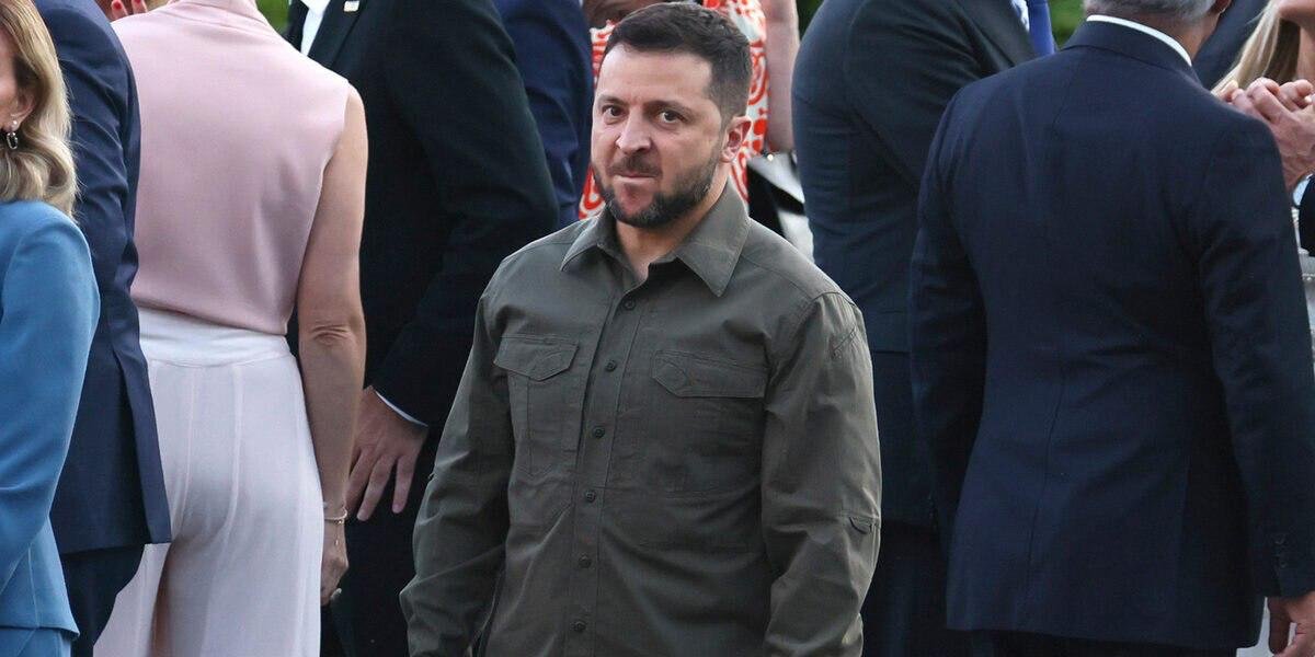 mfa_russia's tweet photo. 💬 #Fadeev: Zelensky’s comments on attempts to carry out new terrorist attacks after his meeting with head of Ukrainian Security Service demonstrate his intentions.
❌ The Kiev regime never sought peace. It regards any talks only as means to prolong hostilities & cling to power. https://t.co/ATygZ4bbJ0