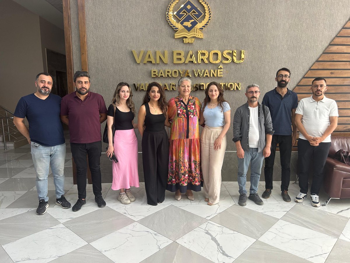 1️⃣ İHD Van Şubesi Çocuk Komisyonu, komisyonumuza dayanışma ziyaretinde bulunmuştur. Ziyarette kentimizde ve bölgemizde çocukların maruz kaldıkları hak ihlalleri, çocuk işçiliği, çocuklara yönelik başta cinsel olmak üzere her türlü istismar, çocuklarda madde bağımlılığı...