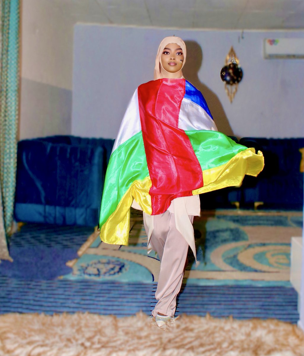 amania_algoni's tweet photo. Bonne fête de l’indépendance🇨🇫
En ce 13 août, je vous souhaite à tous beaucoup de fierté, de joie et d’espoir pour notre belle République Centrafricaine.
Restons unis, solidaires et fiers de nos couleurs. 
Vive la RCA et vive nous tous qui la faisons briller 🇨🇫 https://t.co/g4BxIzzxT8