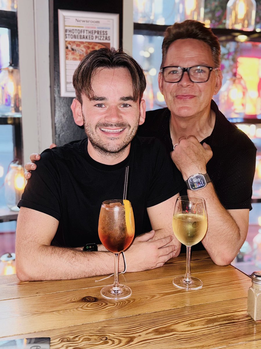 Edinburgh you have been a blast , we’ll be back again soon , had the best 3 days <a href="/AlexT/">Alex T</a> , catch you in the morning from 6 <a href="/greatesthitsuk/">Greatest Hits Radio</a> Breakfast 😎🎙️🎵